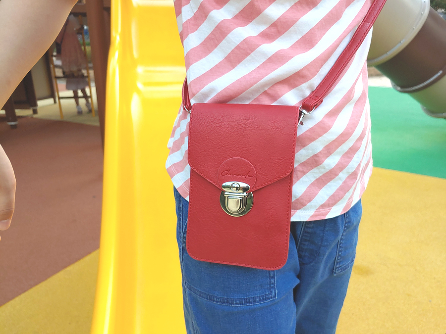 폰 수납과 터치를 편리하게 폰백 샤몬드 멀티백으로 7