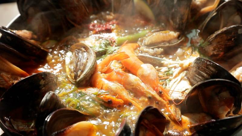  신계숙의 맛터 가이드 강원도 설악 양양 솔비치 통섭전골 맛집
