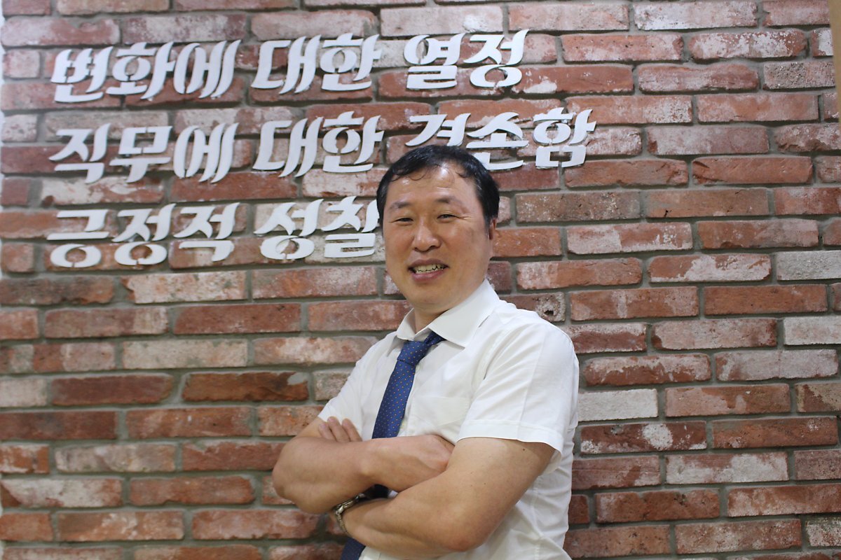  프로젝트 끝날 때마다 포트폴리오 제작, 직원들에게 궤적을 남기는 회사 SU디자인