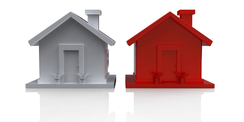 오른쪽은 빨간색 주택&#44; 왼쪽읜 흰색 주택 모형