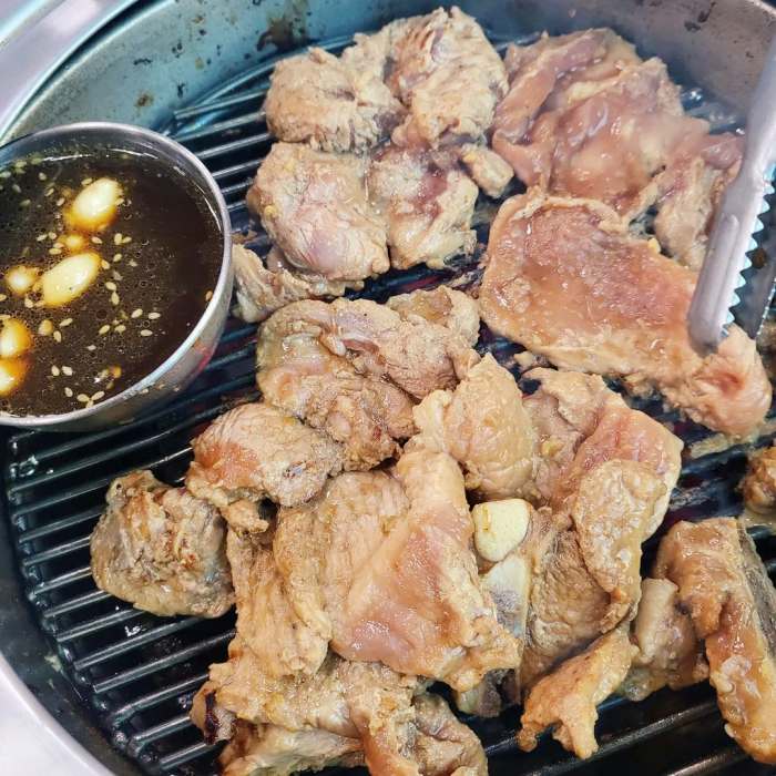 울산 식당 한돈 돼지갈비 1인 5천9백원 갈비 숯불 구이 가격파괴Why 맛집 추천