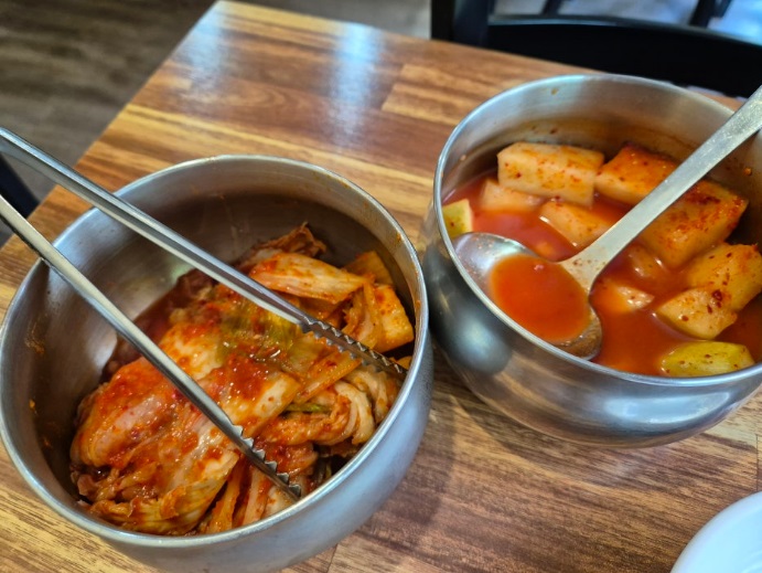 Siraesundaeguk (시래순대국) 3