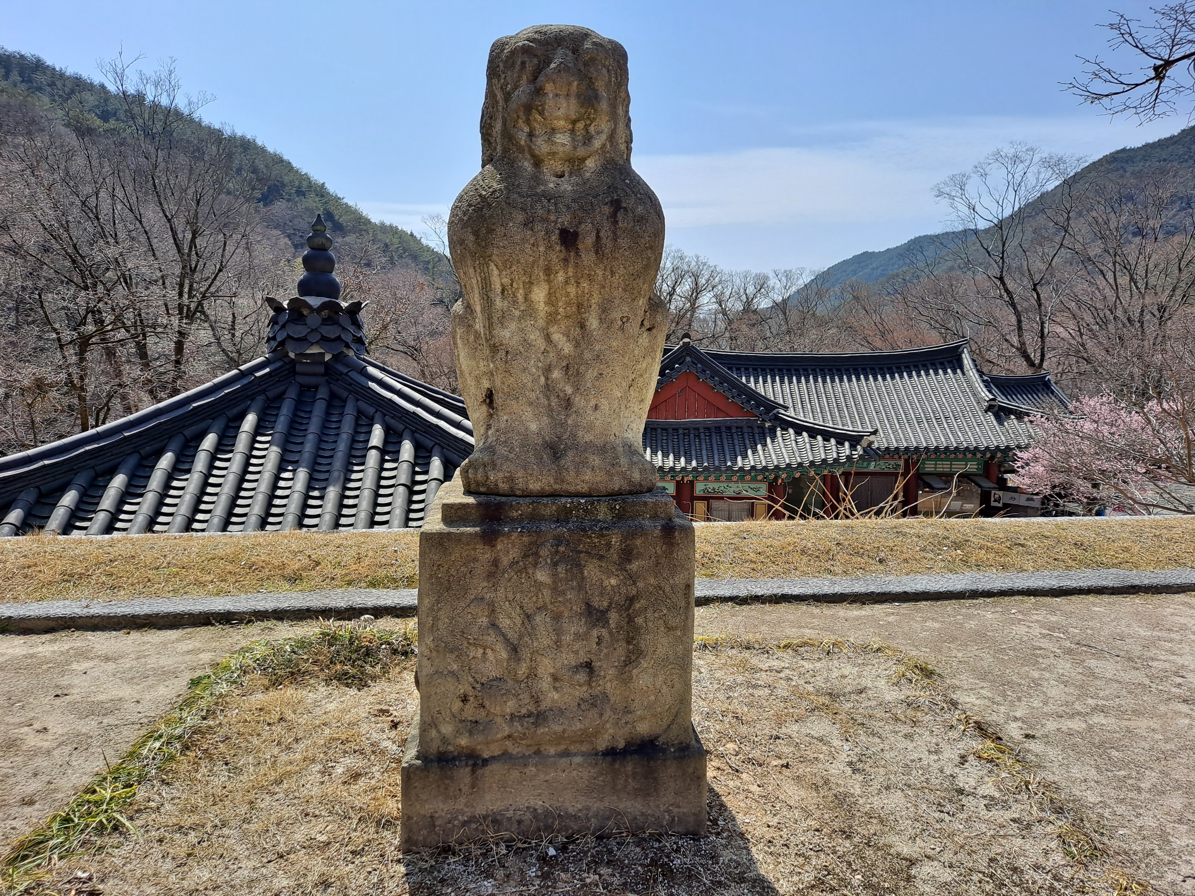  구례 화엄사 돌사자상