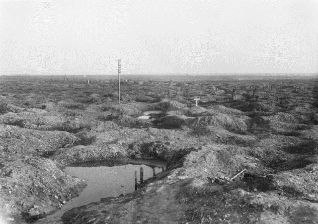 제1차 세계대전 서부전선 포탄구덩이