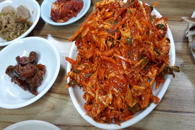 토요일은밥이좋아-인천-연안부두-밴댕이-회무침-46년노포맛집-토밥즈-엄마연백식당