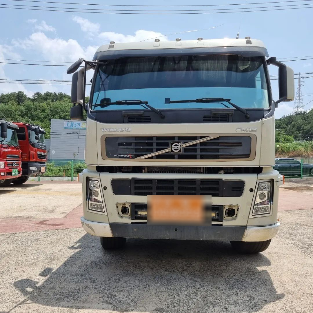  볼보 VOLVOI 460. 25t 모델 2010년식 1600만원 판매합니다