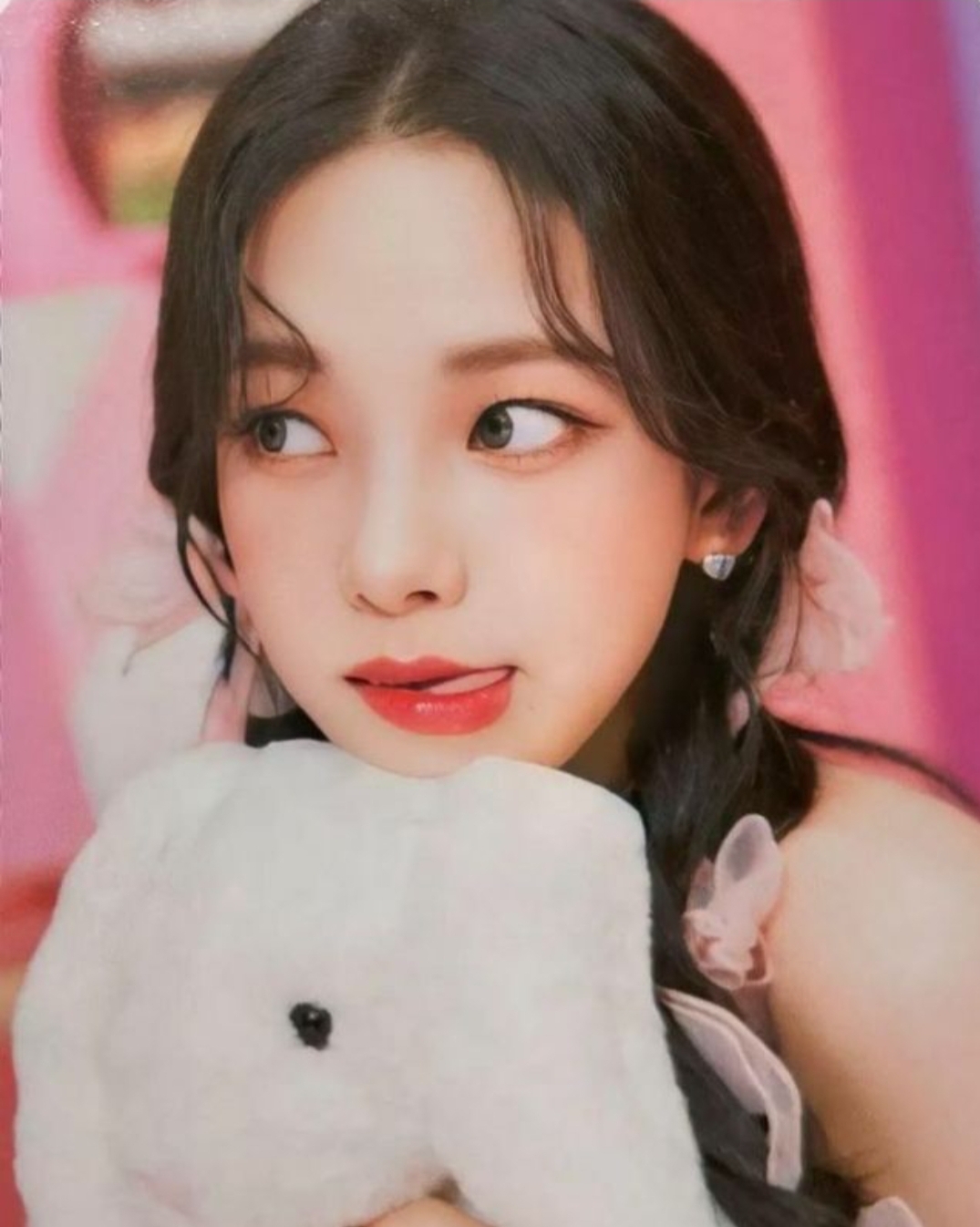  청순 러블리한 컨셉도 보나마나 잘할듯한 에스파 카리나