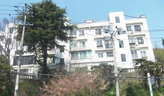  임대주택에 페라리 탄 가짜 서민 61세대 적발