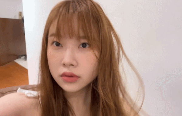 김아영 맑은 눈 GIF