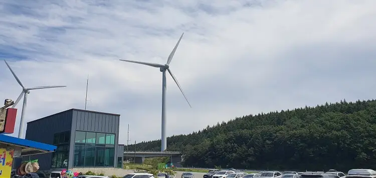 옛 대관령 휴게소의 풍력 발전기