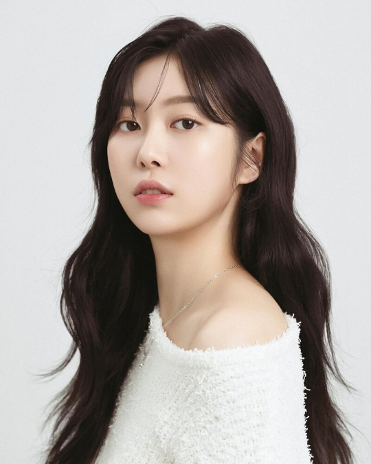  모모랜드 출신의 가수 - 제인 , JANE