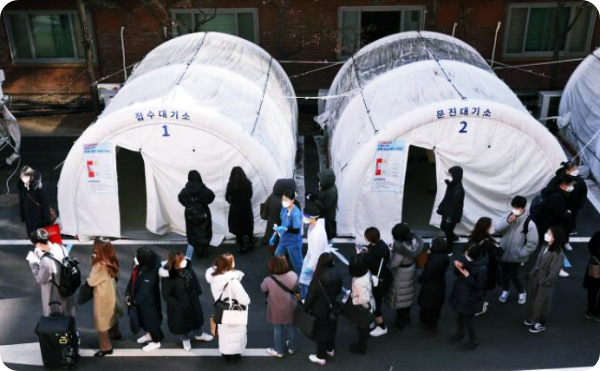  변이 바이러스 3종 동시 발생한 대한민국...'4차 대유행 우려'