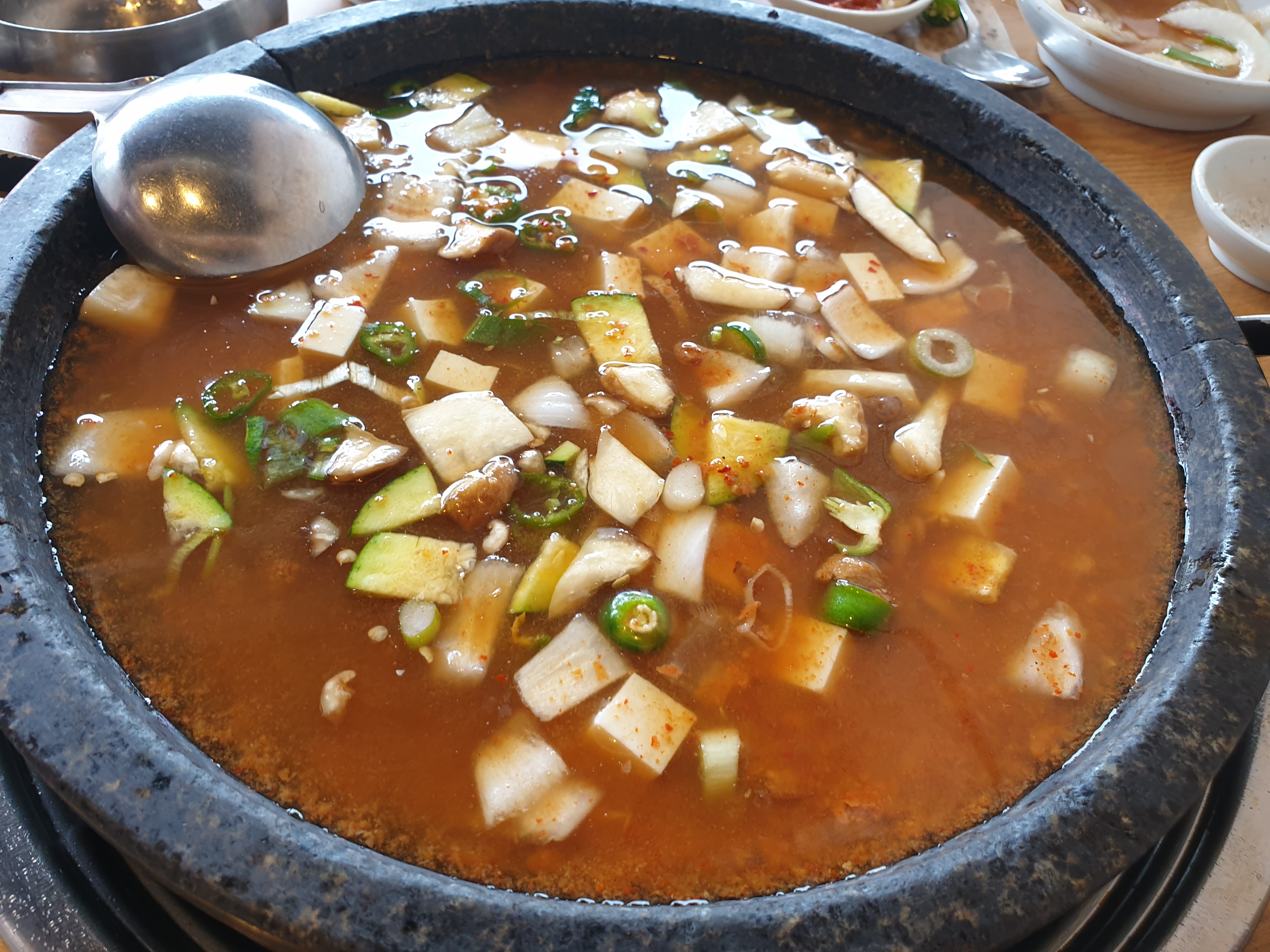 Cheonggiwa (청기와) 1
