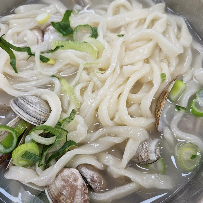 바지락 칼국수