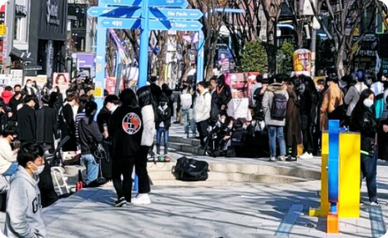 '사회적 거리두기 3단계' 방역 강화 필요...다음 달 초 확진자 600명 전망