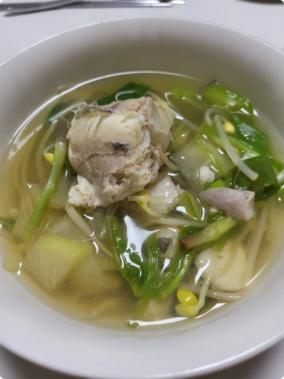  봄 '미나리'로 맛있는 '대구 탕' 오늘 저녁 시원하게 한 뚝배기 하실랍니꺼?