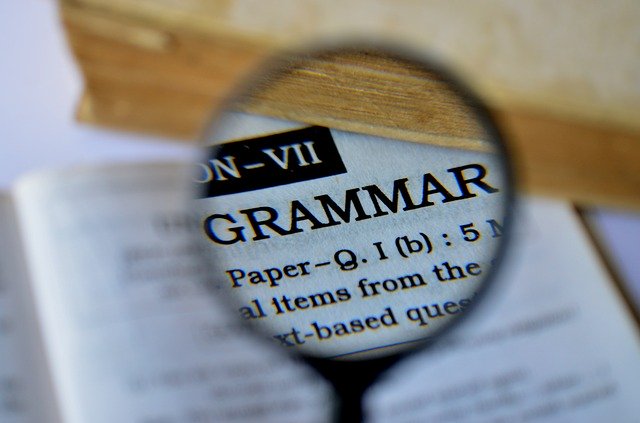 영어 grammar를 확대한 사진