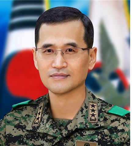  남영신 육군참모총장 프로필