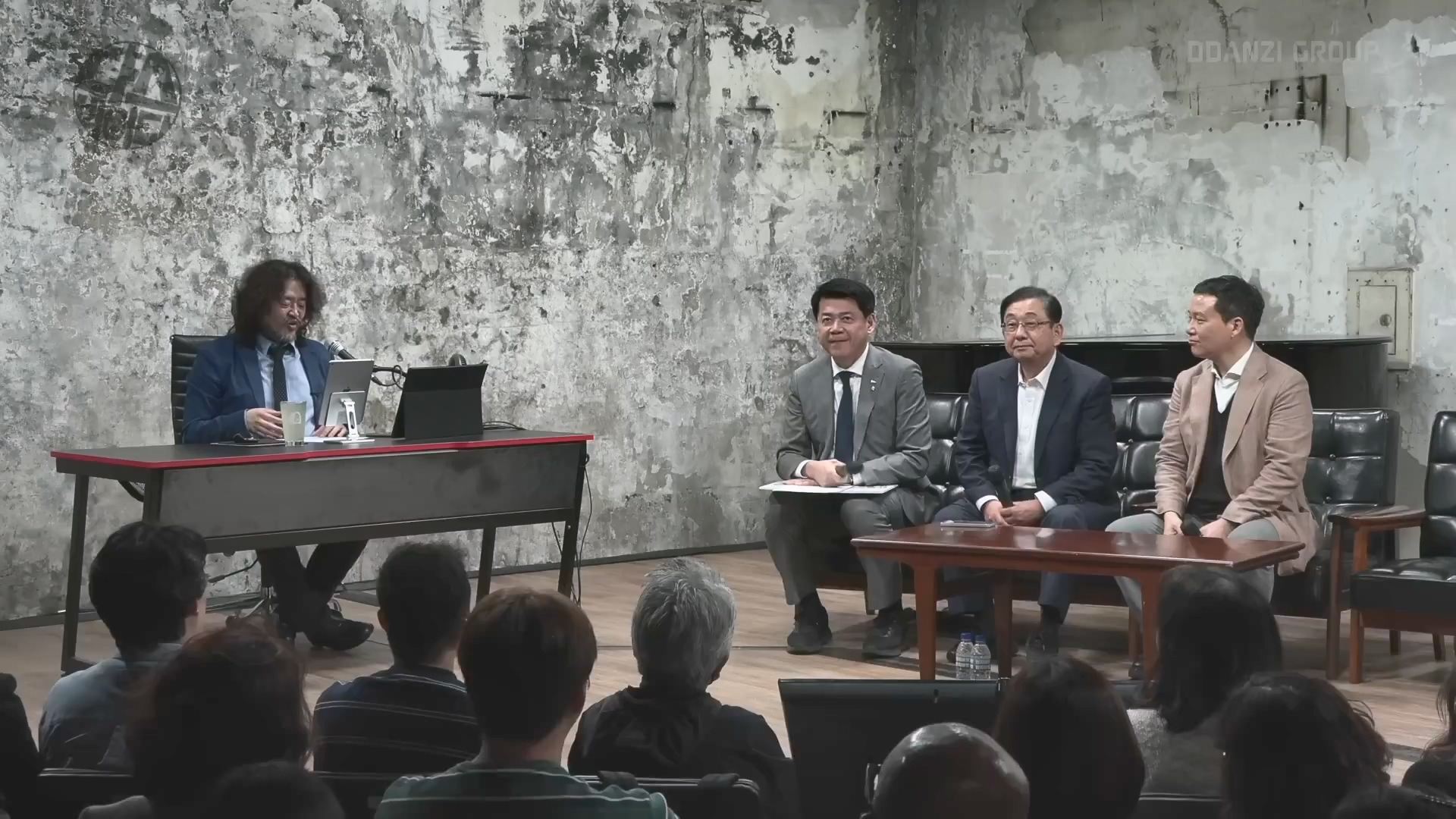 [김어준의 다스뵈이다] 331회 김건희의 흑염소, 명태균의 똥개, 국정원의 설레발.mp4_20241102_153243.307.jpg