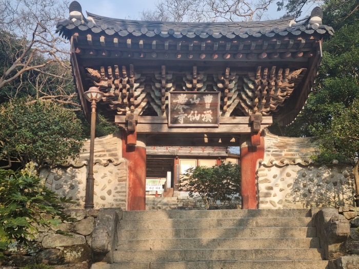 일주문