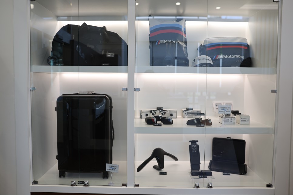 bmw 공식 중고차 BMW 삼천리 모터스 안양 통합 전시장 52