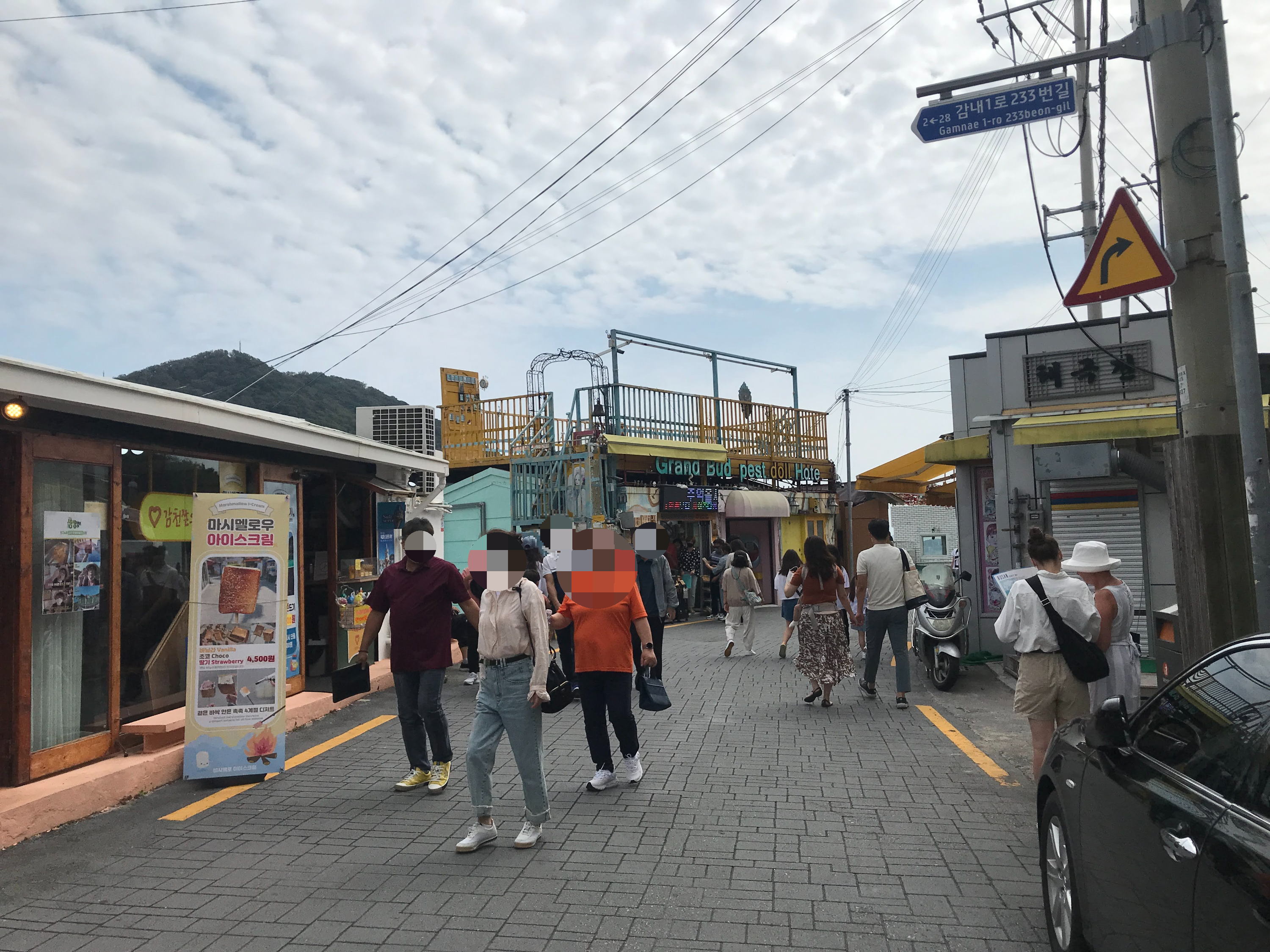 부산 여행지 추천 : 감천 문화마을-28