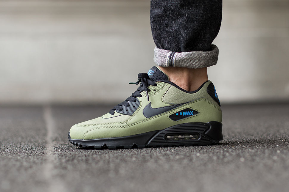 nike air max 90 essential alligator green