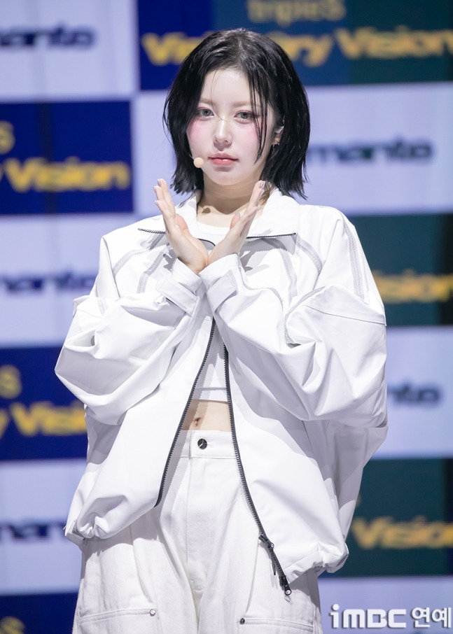 실시간 12인 단체 단발머리로 컴백하는 여돌...JPG | 인스티즈