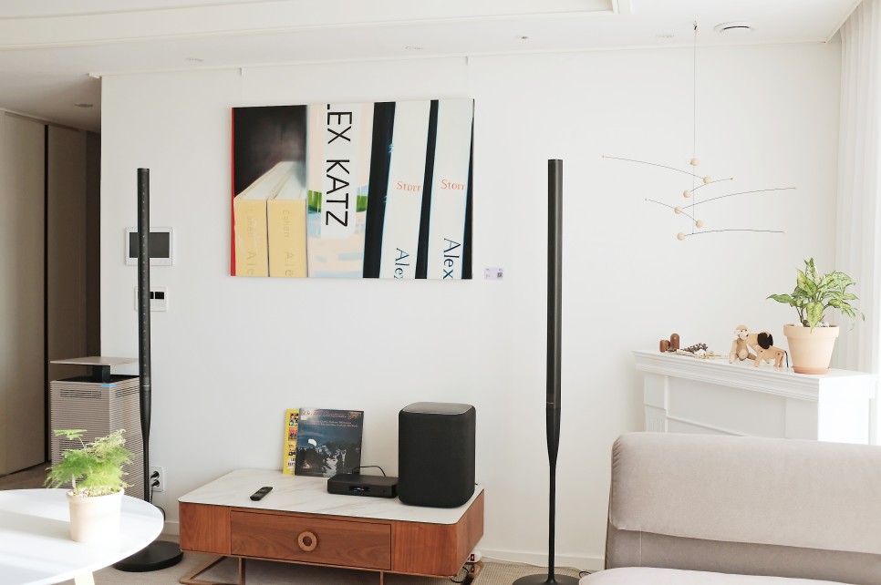 RADIANCE 2400로 거실인테리어 업그레이드 고품격 사운드 하만카돈 18