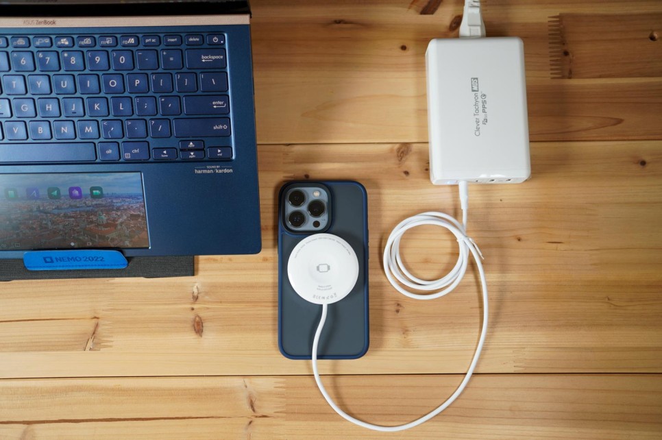 아이폰 무선충전기 추천 휴대용 애플 3in1 무선충전기 9