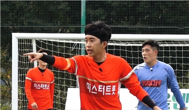  뭉쳐야 찬다 임영웅 영탁 이찬원 신유 미스터트롯FC와 경기