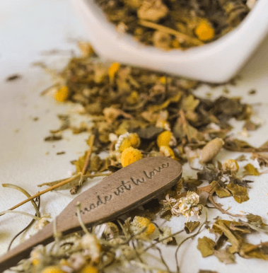 구내염에 좋은 음식 - 카모마일