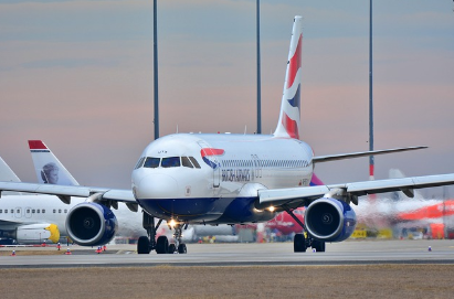 “비수기 여행의 매력” – 조용한 계절에 떠나는 도시 탐험기