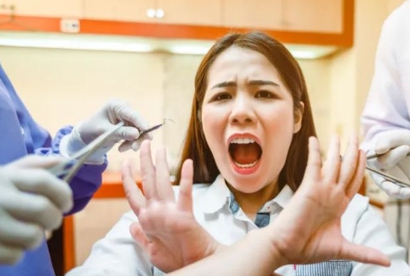 이빨 왕창 빠지는 꿈