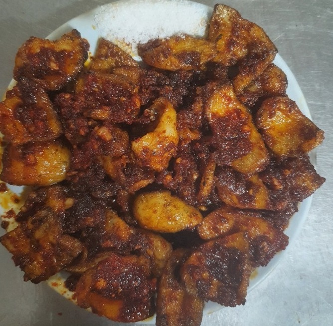 대구-49년-노포-뭉티기-생고기