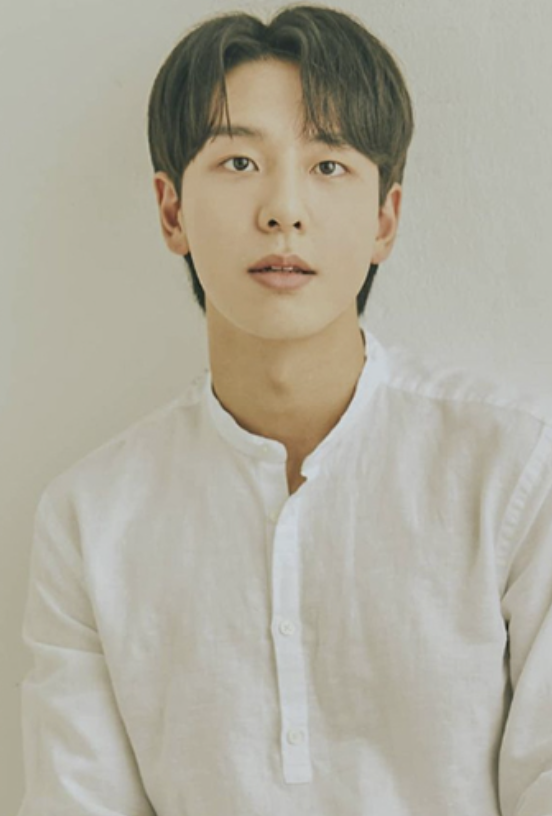 임현태 화보