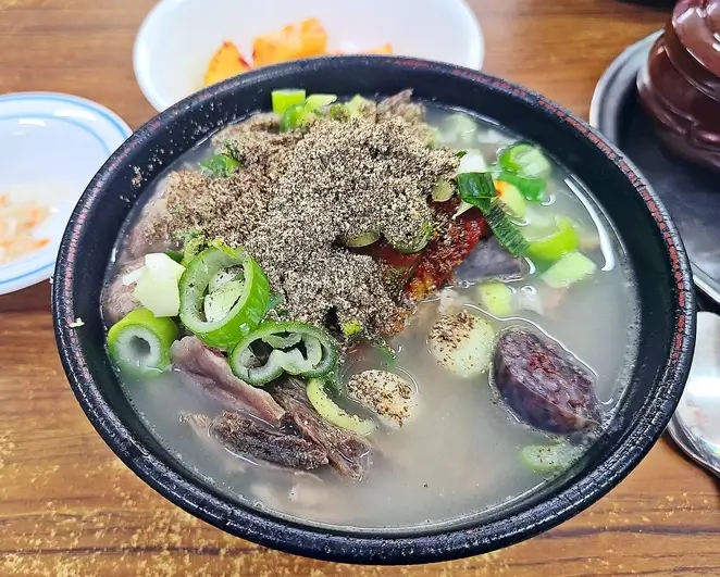 들깨가루-순댓국