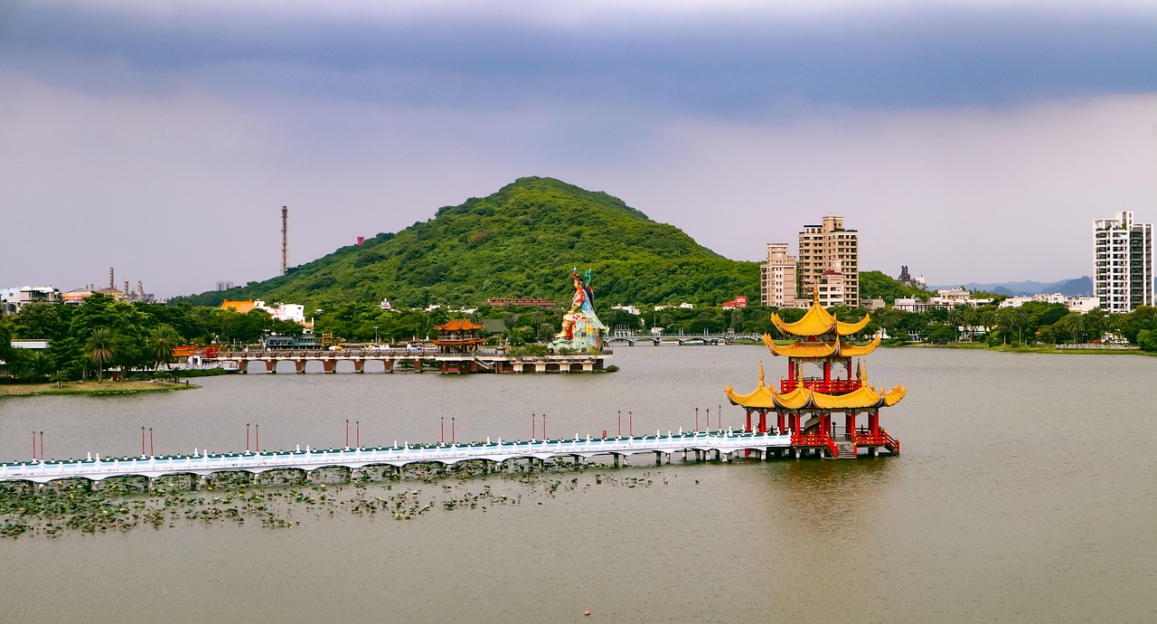 혼자 떠나는 50대 여성의 가오슝 여행 필수 코스 참고 사진