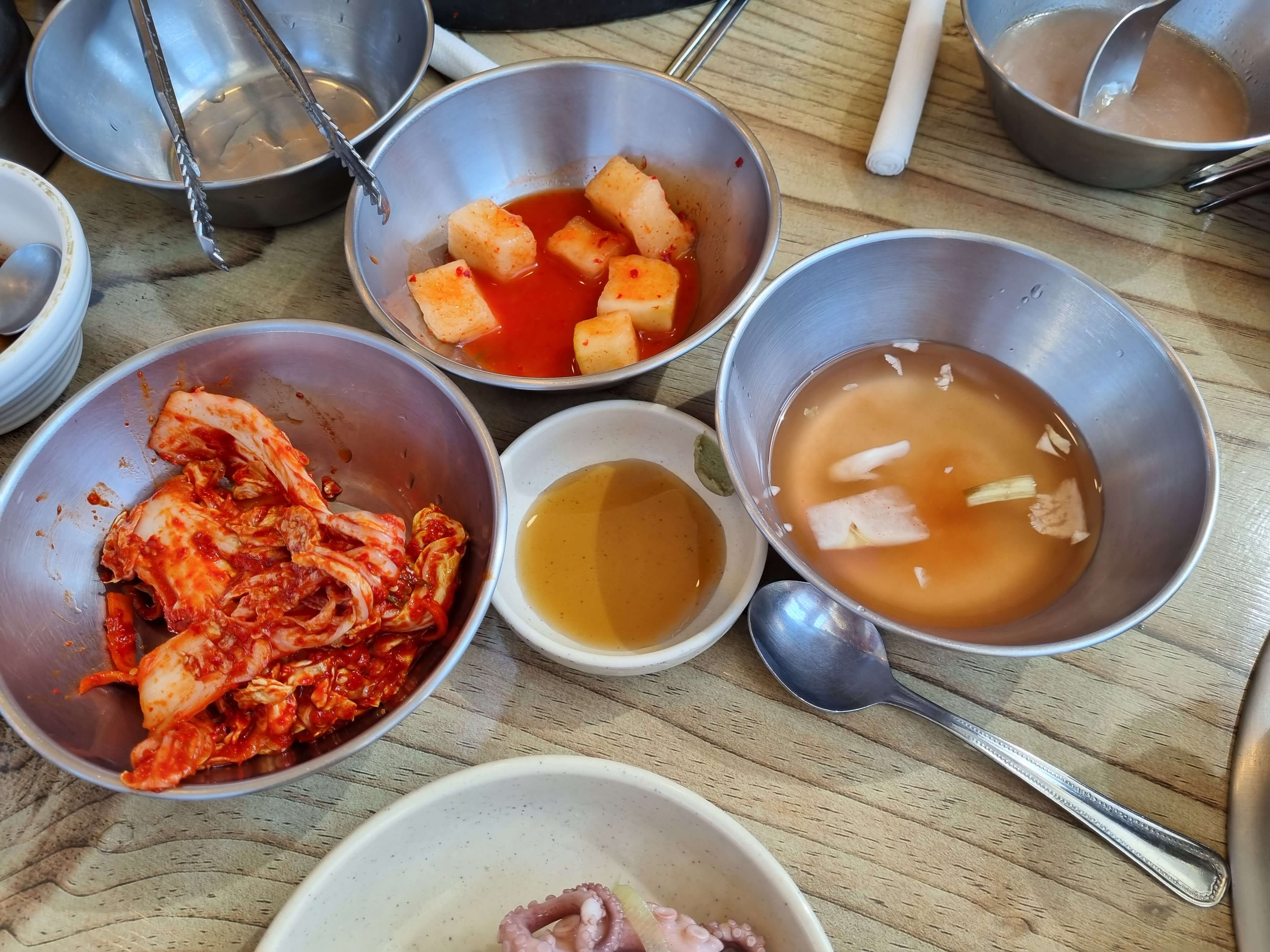 아산 종가집칼국수 반찬