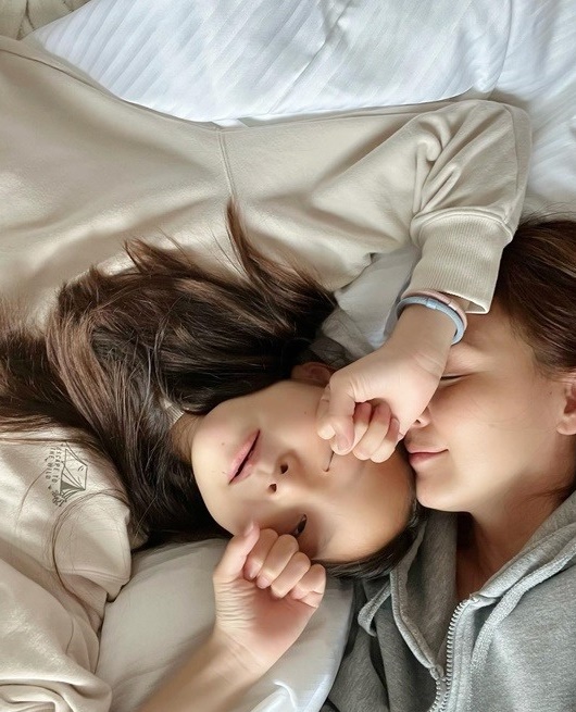 추사랑, 야노시호