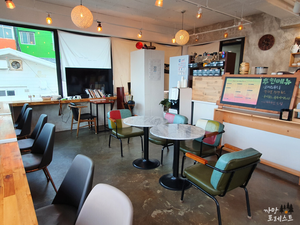 로스트&헤븐 매장내부