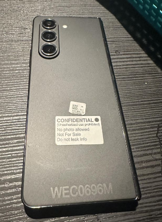 갤럭시Z 폴드5 유출1