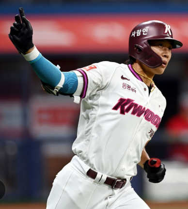 2025 KBO 골든글러브 3루수 부분 유력한 후보 송성문