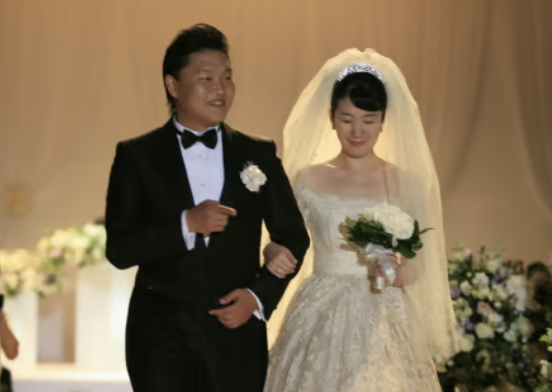 가수 싸이 결혼 아내 장인