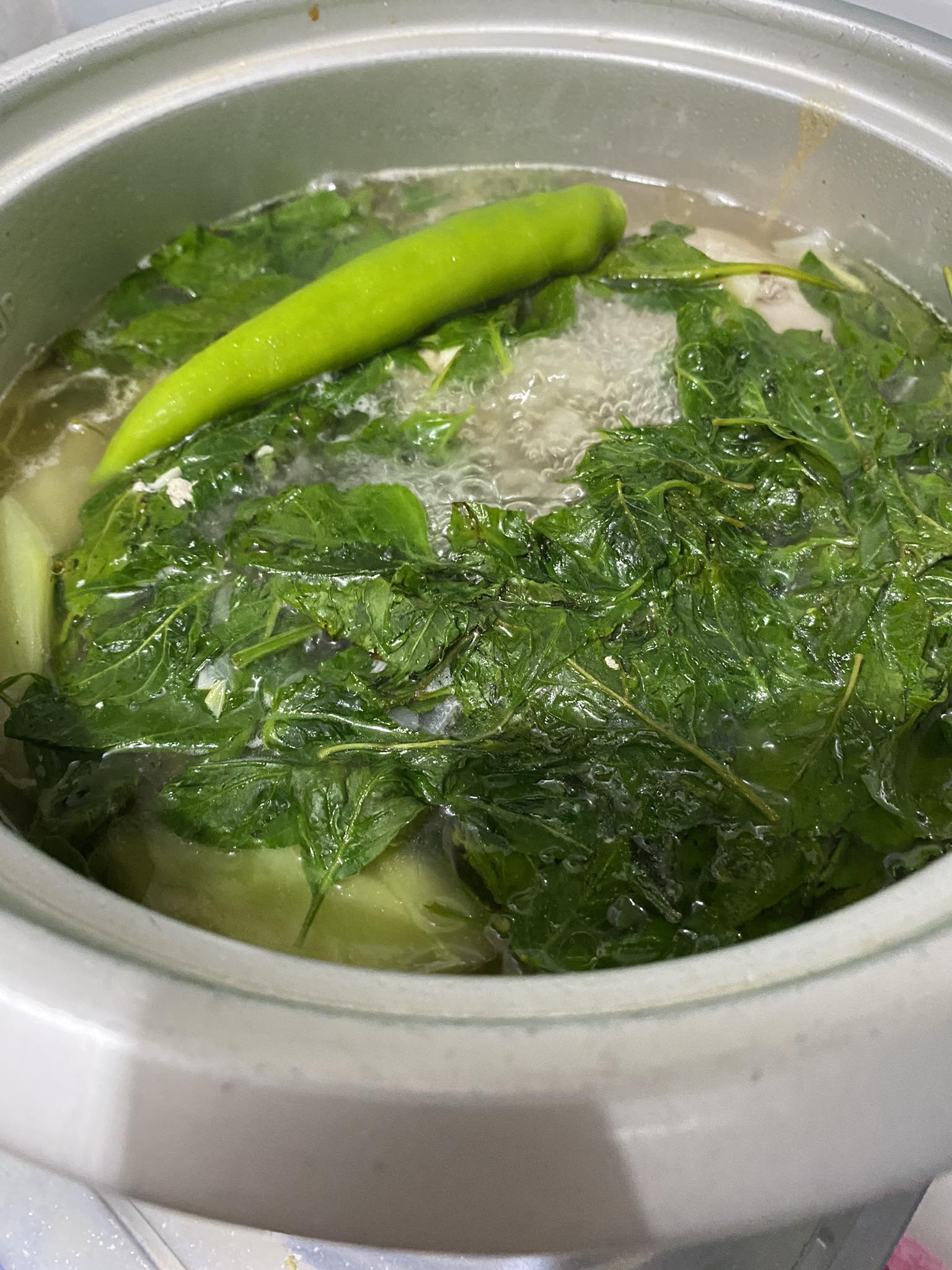 필리핀 음식 / 필리핀 요리 띠놀라 - 고추, 고추잎