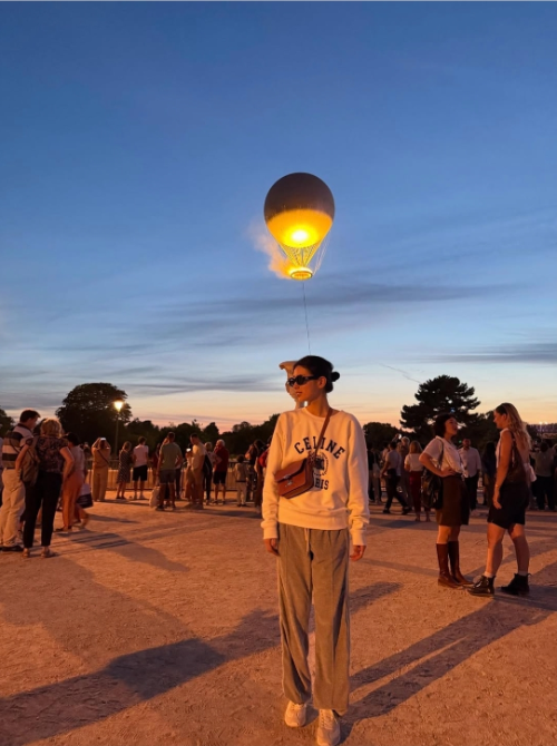 파리 밤하늘에 뜬 수지?! 열기구와 하나 된 '인생샷' 비하인드 공개!