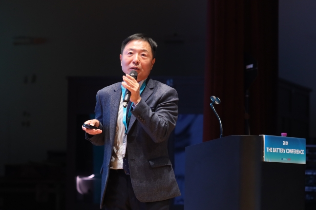 이존하 SK온 부사장이 7일 열린 배터리컨퍼런스에서 연사로 나섰다.