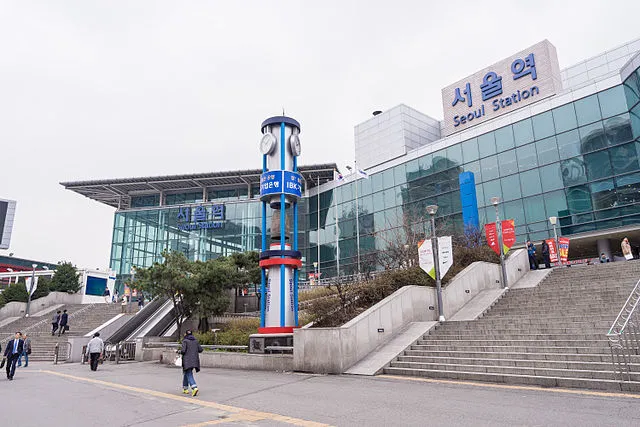 디시인사이드 서울역 칼부림