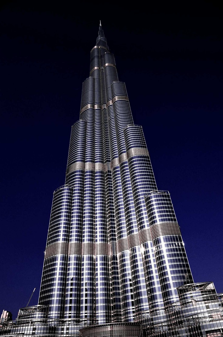 부르즈 할리파 (Burj Khalifa) – 아랍에미리트