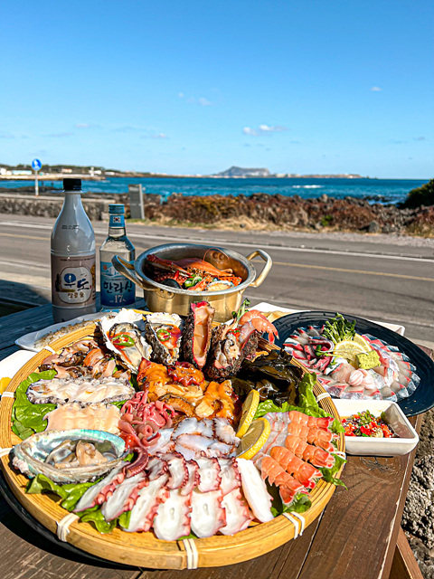 제주 성산 맛집 베스트 현지인추천 제주도여행 온평바다한그릇,독고집,성산바다풍경,전망좋은횟집&amp;흑돼지,몰마농그대와함께해물라면,성산타쿠마스시,꽃담수제버거,성산봄죽칼국수,성산고등어쌈밥김치찜,미향해장국